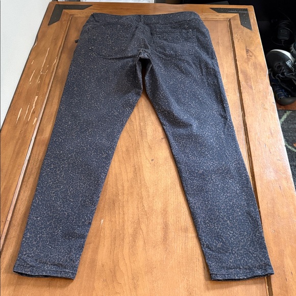 Democracy Absolution Patterned Pants Size 12 - Picture 11 of 15